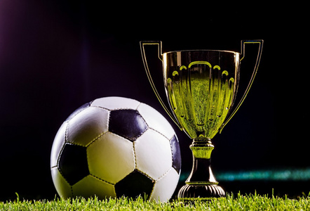 火箭的进攻 火箭的进攻