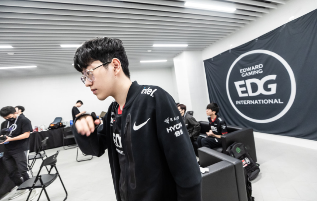 至关重要 至关重要