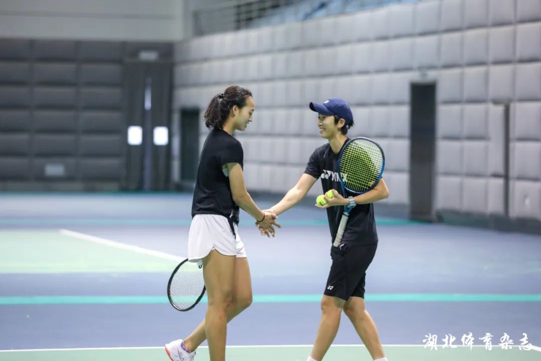 仅展示了她 仅展示了她