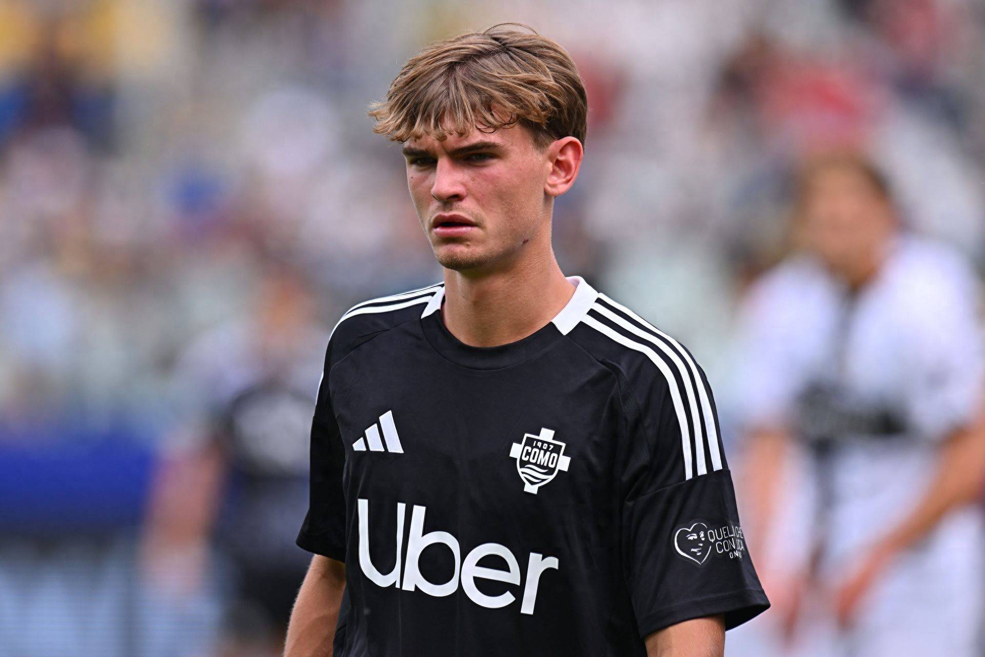 是一名后卫 是一名后卫