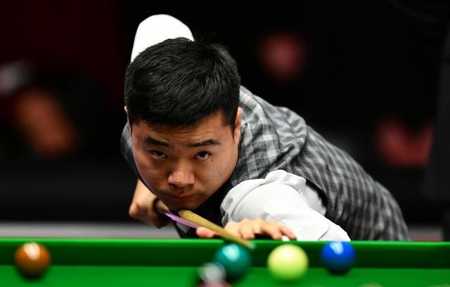 根据内部人 根据内部人