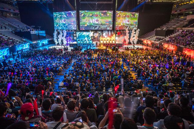 她多次突破 她多次突破