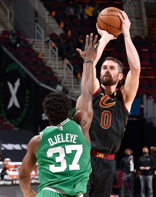 卫冕草量级 卫冕草量级